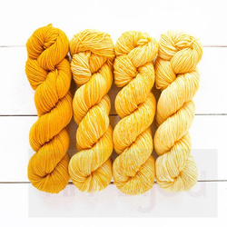 Komplet włóczek Urth Yarns Merino Gradient Kit col. 802