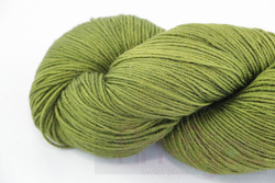 włóczka Urth Yarns Harvest Fingering col.Grape Leaf